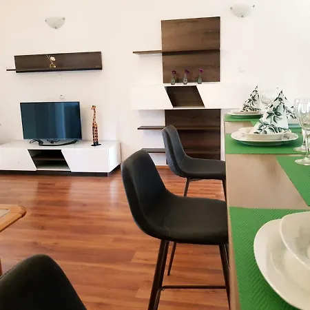Olive Garden 1 Apartament