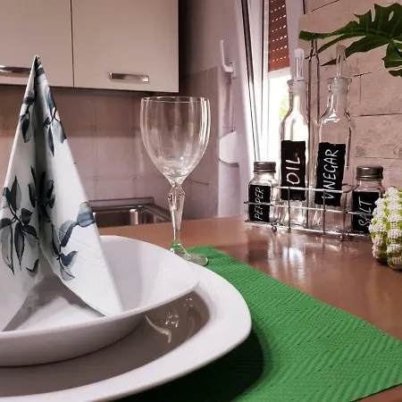 Apartment Olive Garden 1 *